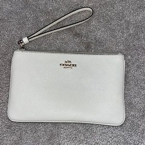 white coach wallet